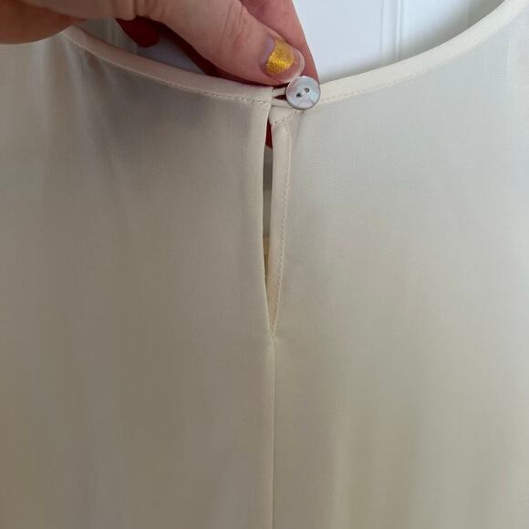 St. John Women's 4 100% Silk Off White Cream Tank Blouse Sheer Keyhole Back Flaw - Picture 5 of 11